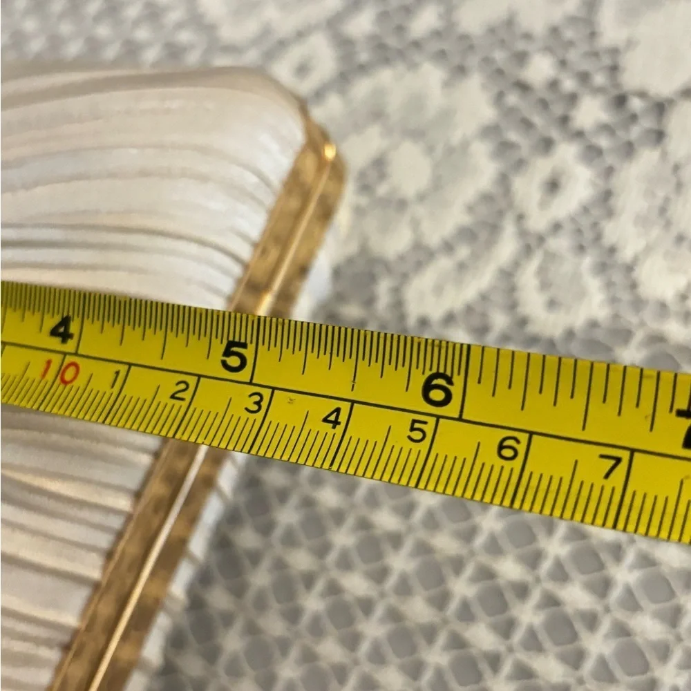N/A material shiny